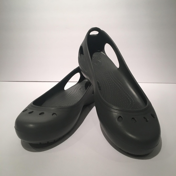 rubber shoes crocs